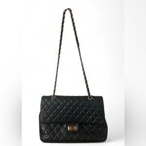Badgley Mischka Black Quilted Shoulder Bag